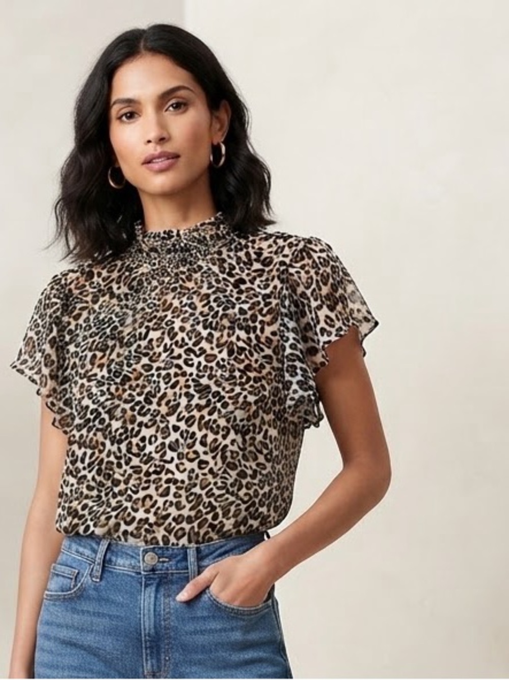 Tea n Rose Leopard Print Smocked Ruffle Sleeve Blouse – Size M